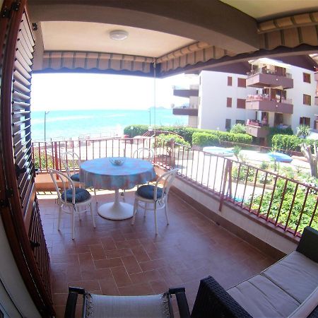 Sea Beach Taormina Apartment Letojanni Exterior photo